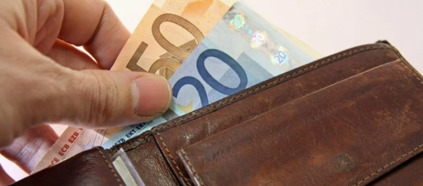 Προκαταβολή σύνταξης: Τέλη Απριλίου η «ανάσα» για περίπου 70.000 συνταξιούχους - Τι πρέπει να ξέρετε